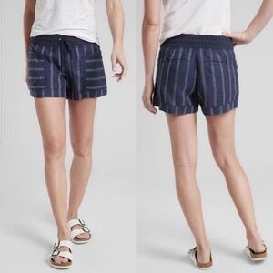 Athleta Chambray Cabo Navy Linen Shorts Size 6